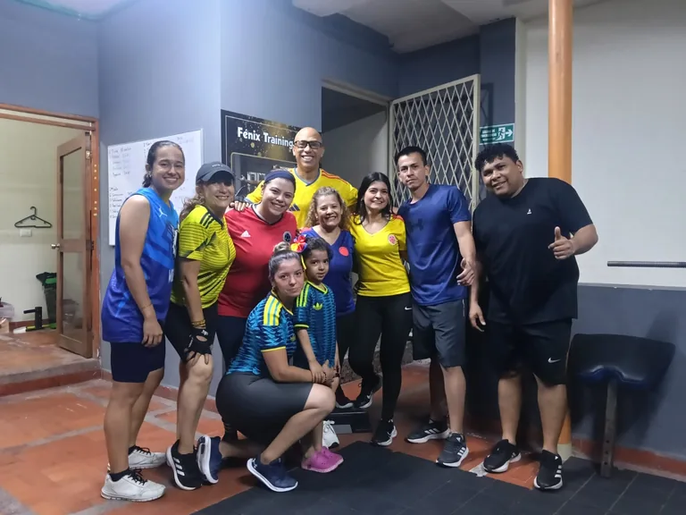 Entrada principal de Fenix Training Gym, sede Bucaramanga